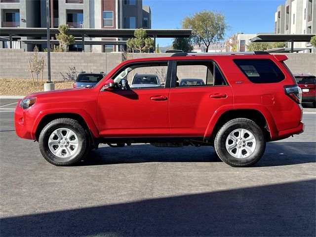 2022 Toyota 4Runner SR5