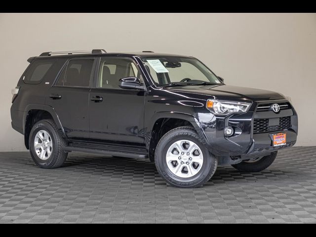 2022 Toyota 4Runner SR5