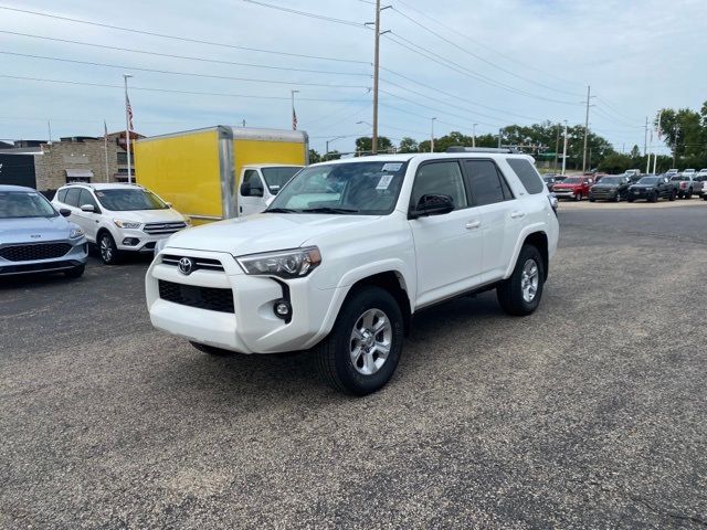 2022 Toyota 4Runner SR5