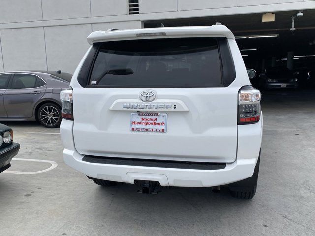 2022 Toyota 4Runner SR5