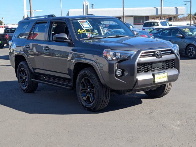 2022 Toyota 4Runner SR5