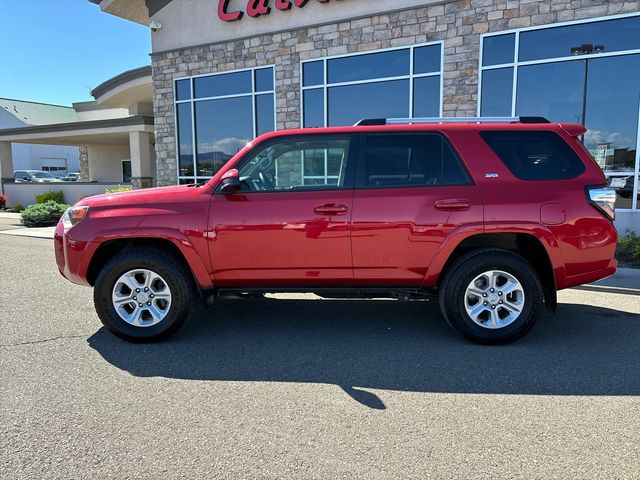 2022 Toyota 4Runner SR5