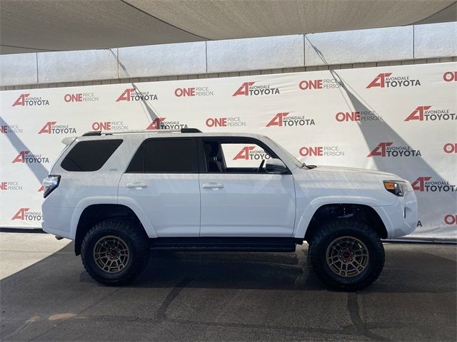 2022 Toyota 4Runner SR5