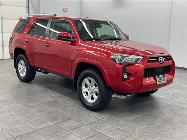 2022 Toyota 4Runner SR5