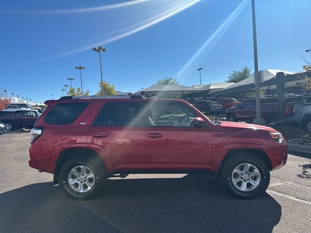 2022 Toyota 4Runner SR5