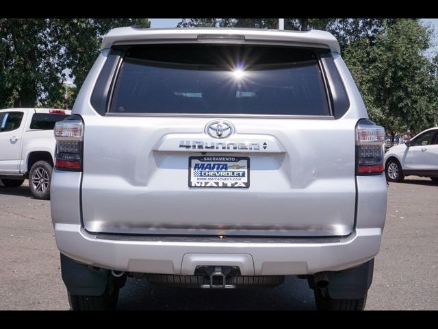 2022 Toyota 4Runner SR5