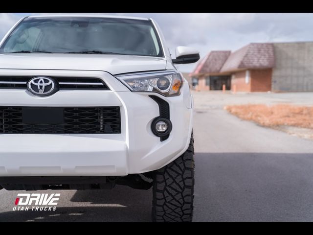 2022 Toyota 4Runner SR5