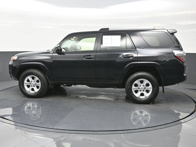 2022 Toyota 4Runner SR5