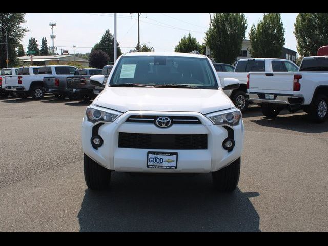 2022 Toyota 4Runner SR5