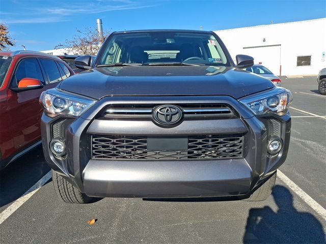 2022 Toyota 4Runner SR5