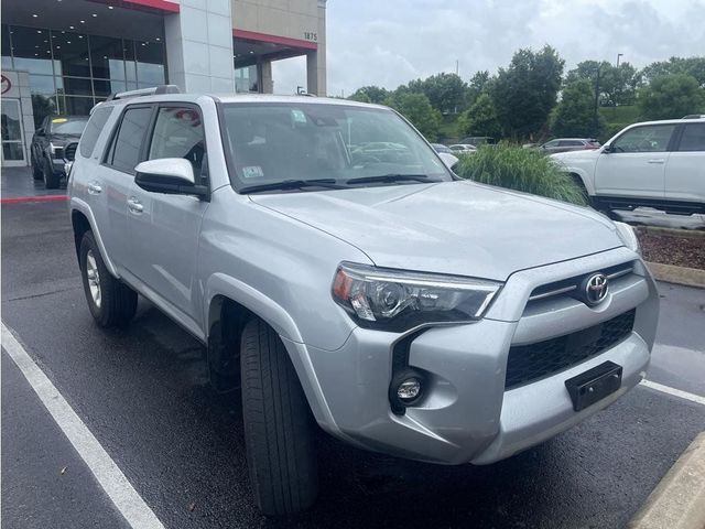 2022 Toyota 4Runner SR5