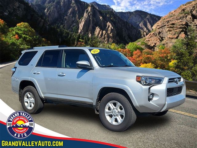 2022 Toyota 4Runner SR5