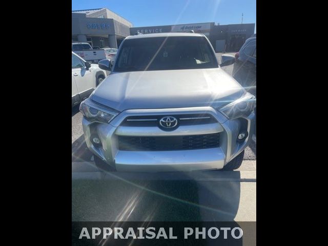 2022 Toyota 4Runner SR5