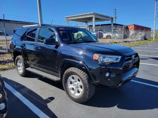 2022 Toyota 4Runner SR5