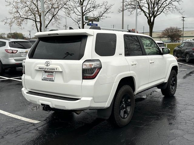 2022 Toyota 4Runner SR5