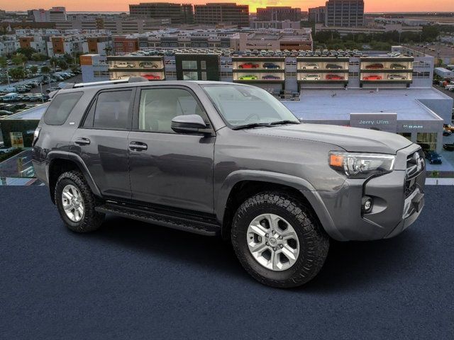 2022 Toyota 4Runner SR5