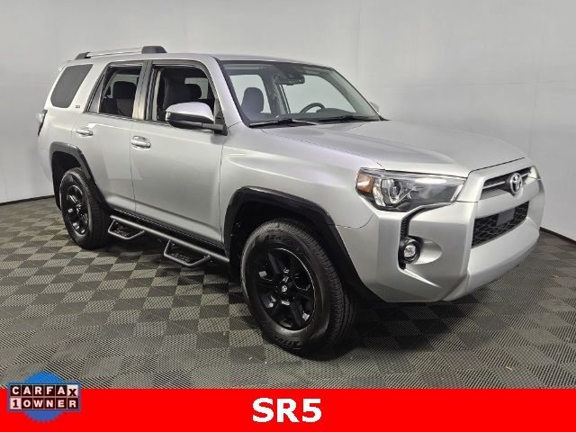 2022 Toyota 4Runner SR5