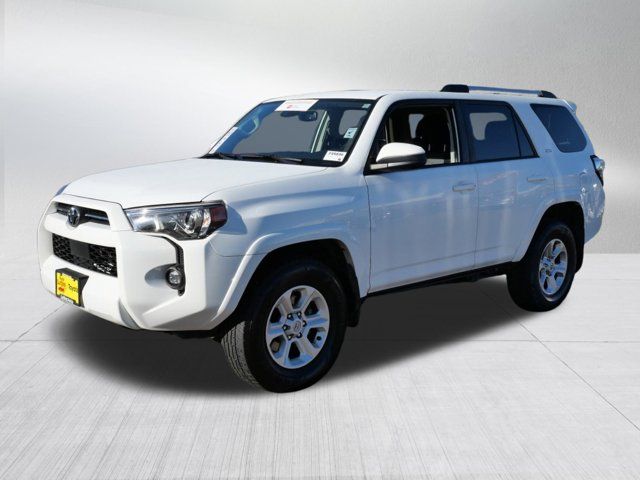 2022 Toyota 4Runner SR5