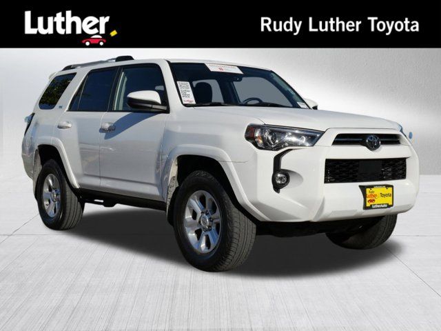 2022 Toyota 4Runner SR5