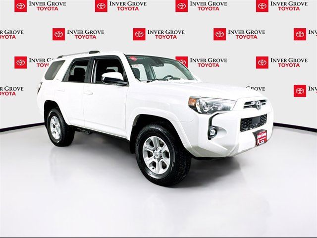 2022 Toyota 4Runner SR5