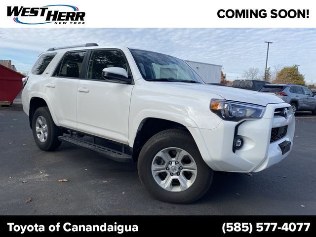 2022 Toyota 4Runner SR5