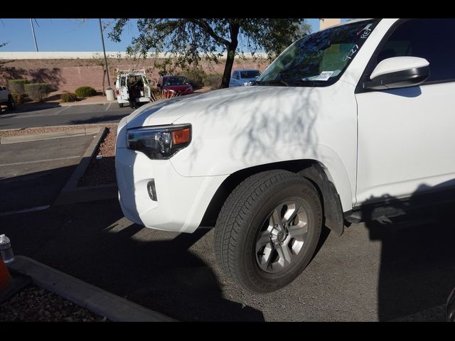 2022 Toyota 4Runner SR5