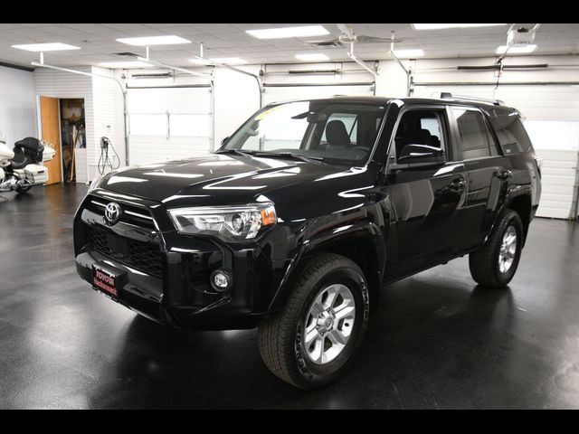 2022 Toyota 4Runner SR5