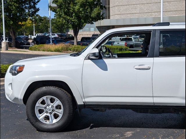 2022 Toyota 4Runner SR5