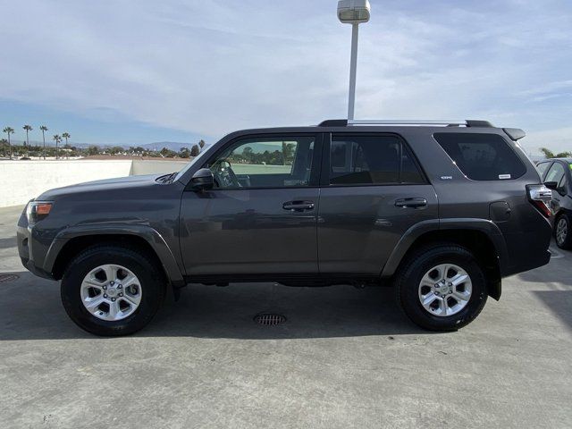 2022 Toyota 4Runner SR5