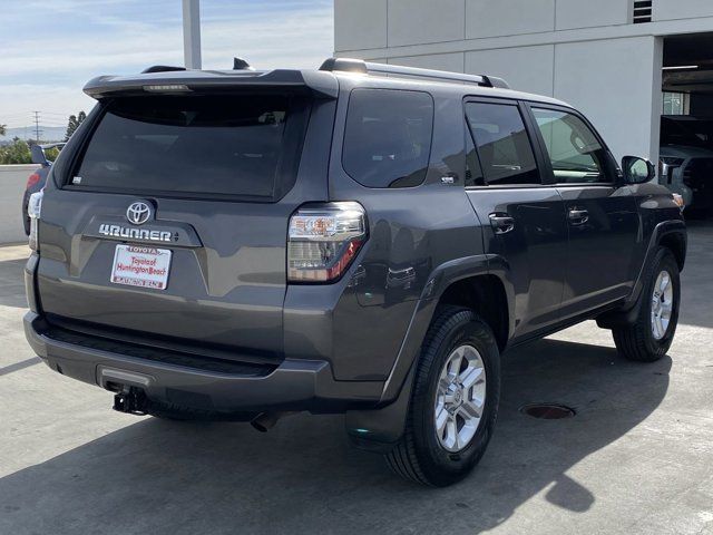 2022 Toyota 4Runner SR5