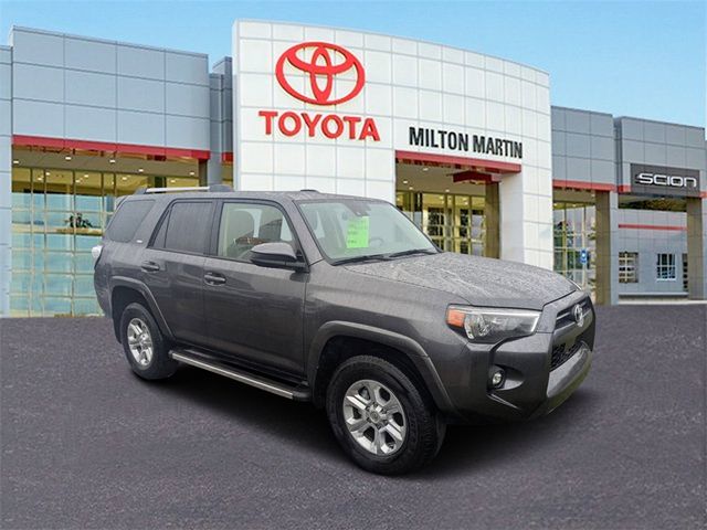 2022 Toyota 4Runner SR5