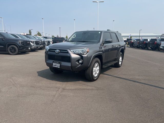 2022 Toyota 4Runner SR5