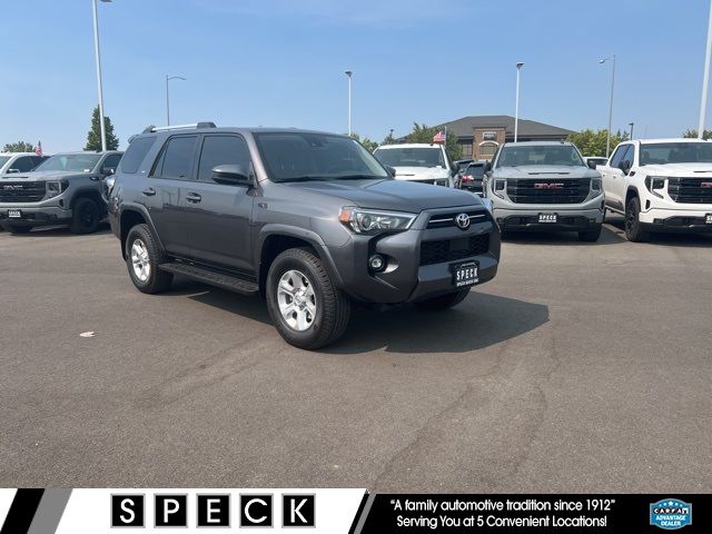 2022 Toyota 4Runner SR5