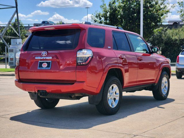 2022 Toyota 4Runner SR5