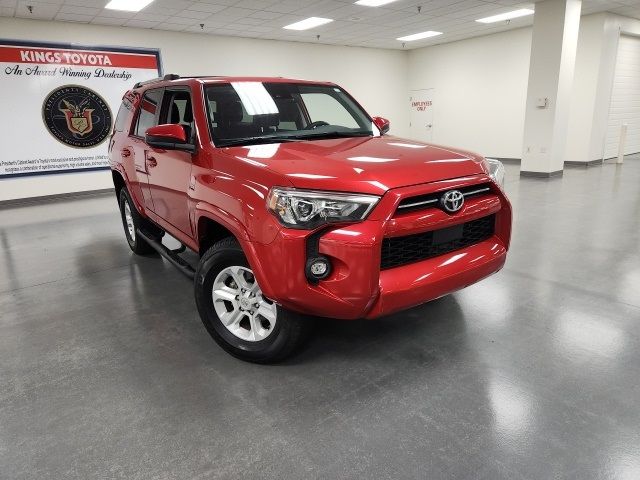 2022 Toyota 4Runner SR5