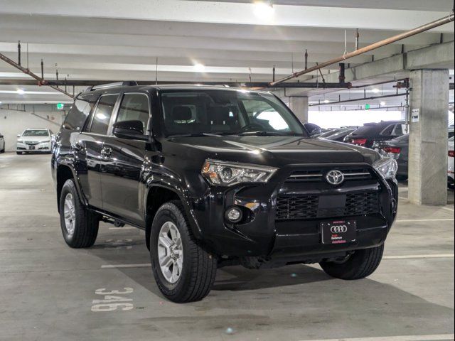 2022 Toyota 4Runner SR5