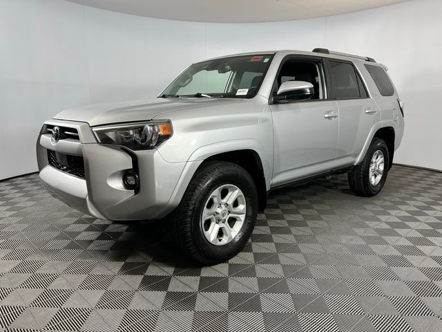 2022 Toyota 4Runner SR5