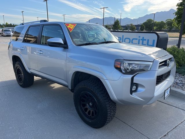 2022 Toyota 4Runner SR5