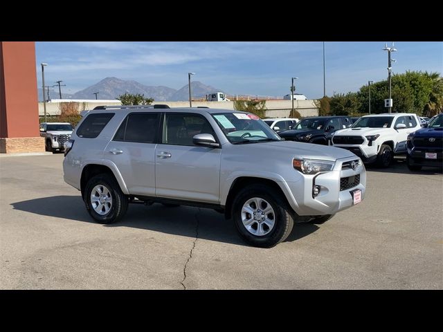 2022 Toyota 4Runner SR5