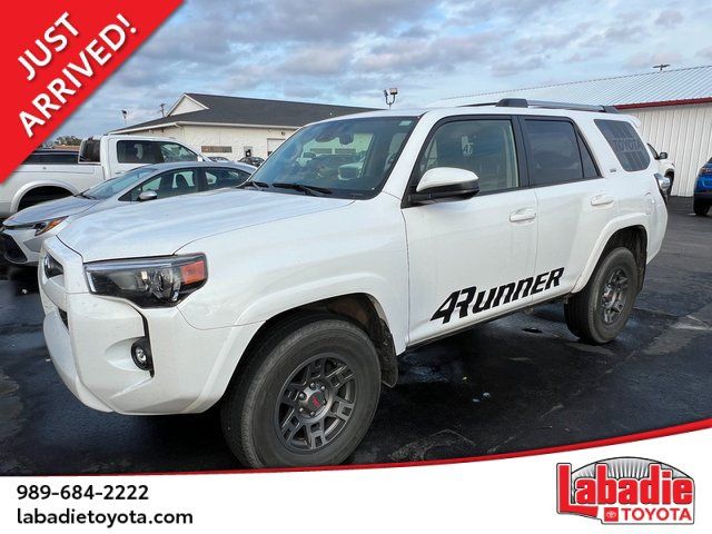 2022 Toyota 4Runner SR5