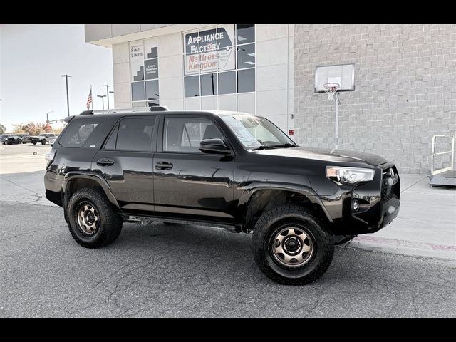 2022 Toyota 4Runner SR5