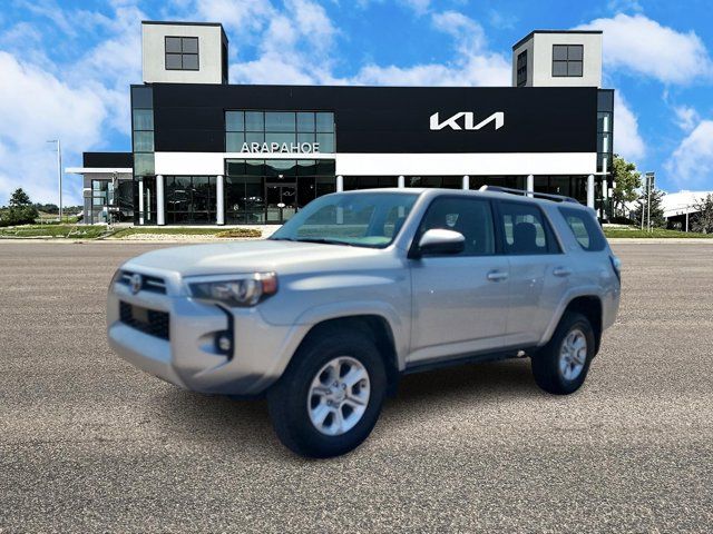 2022 Toyota 4Runner SR5