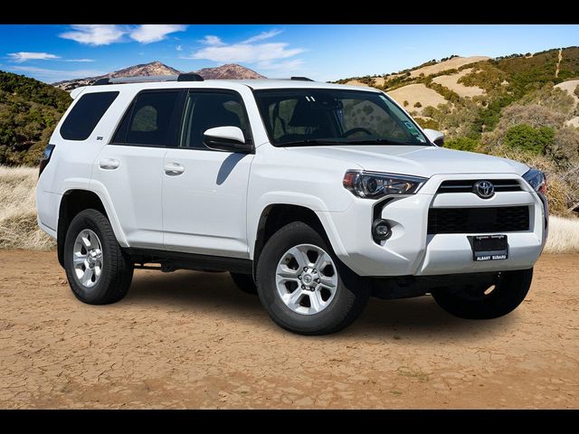 2022 Toyota 4Runner SR5