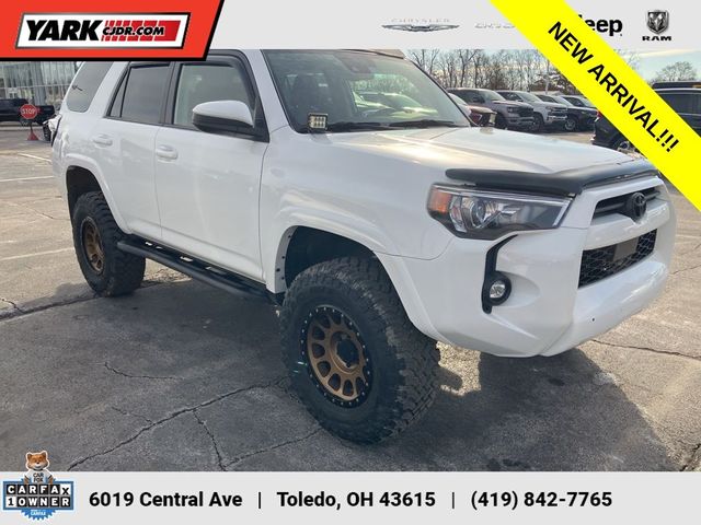 2022 Toyota 4Runner SR5