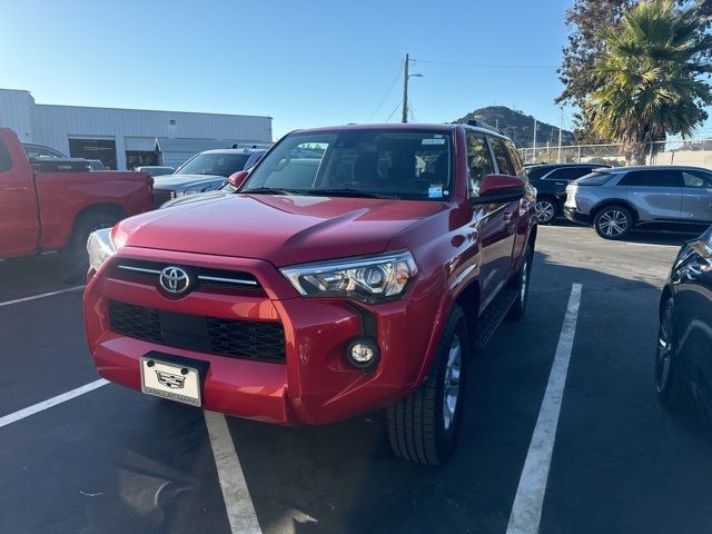 2022 Toyota 4Runner SR5