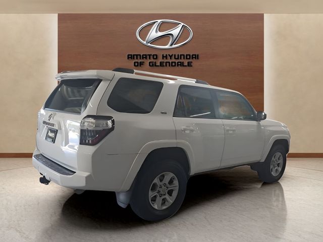 2022 Toyota 4Runner SR5