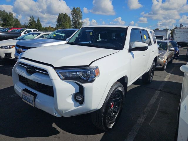 2022 Toyota 4Runner SR5