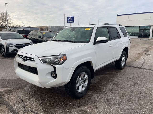 2022 Toyota 4Runner SR5