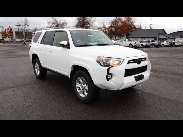 2022 Toyota 4Runner SR5