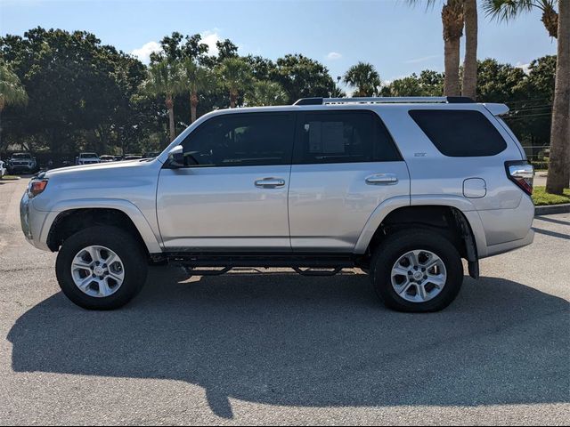 2022 Toyota 4Runner SR5